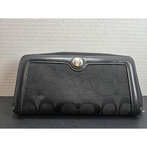 Coach Women's Black Zip-Around Wallet